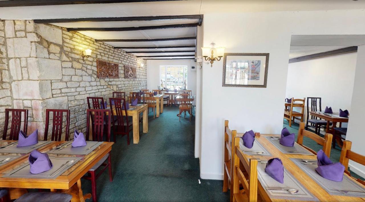 Siam Cottage Guesthouse Over 300 Years Old With Thai Restaurant Moreton-in-Marsh Eksteriør billede